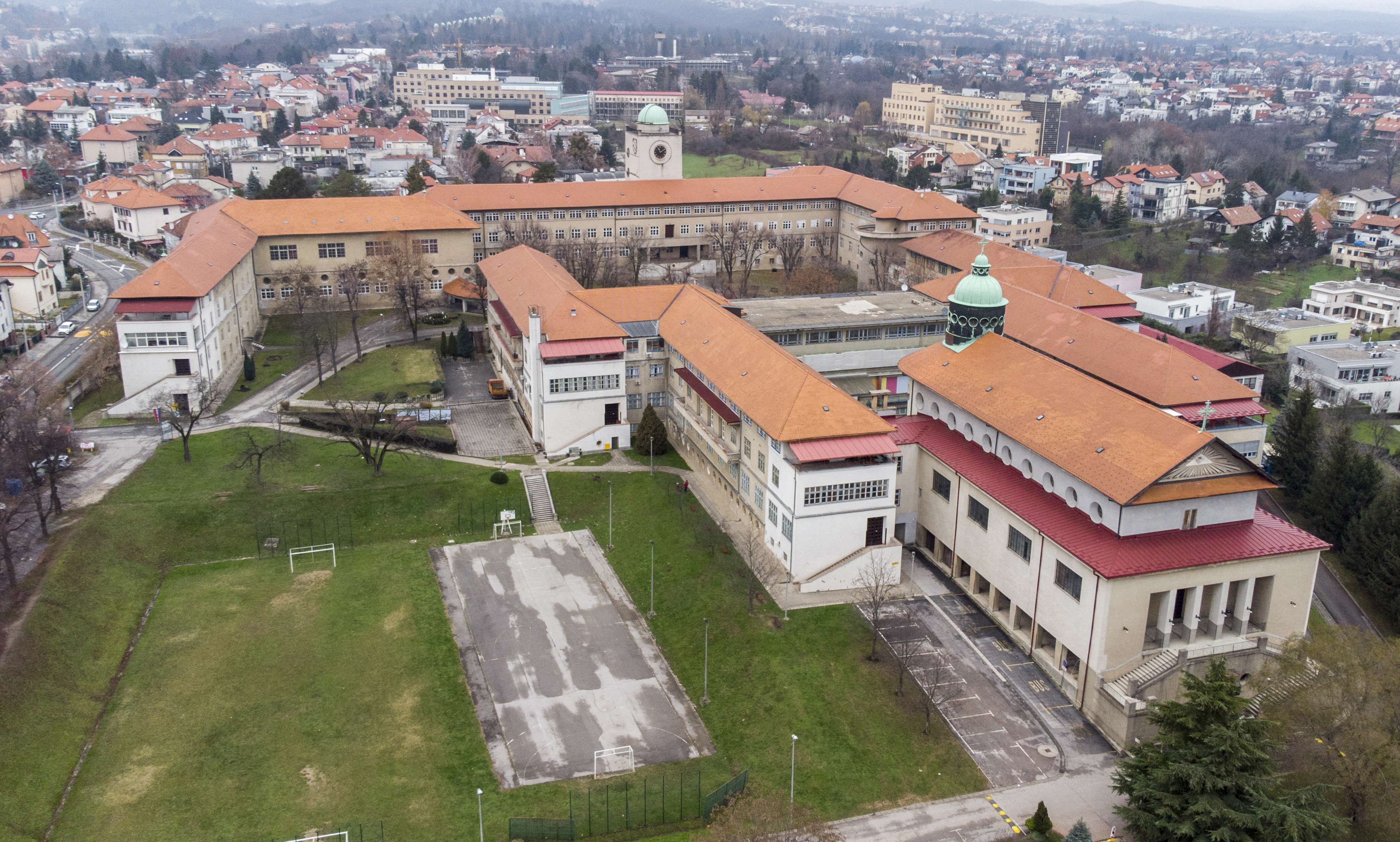 Move to Voćarska Campus