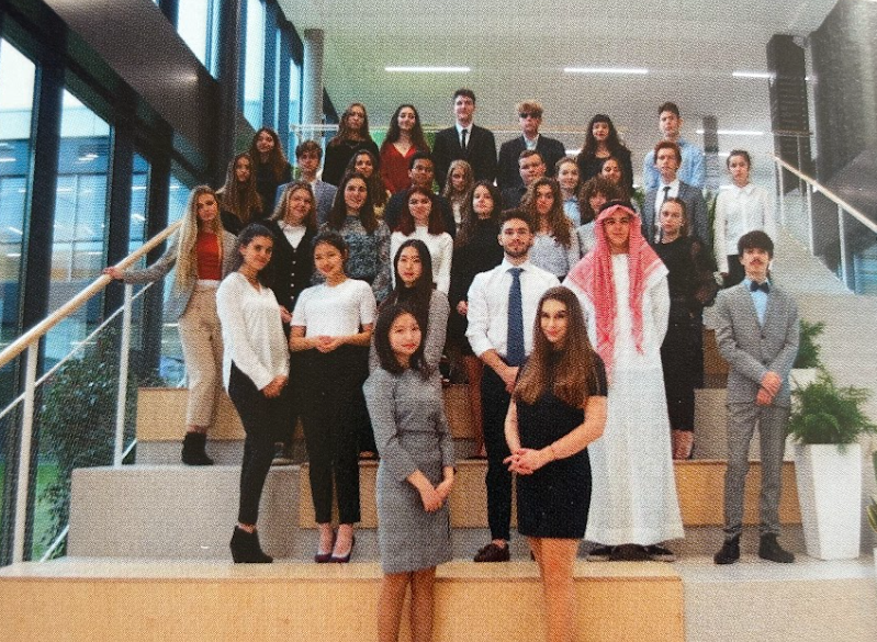 First MUNIZ Conference Hosted at AISZ